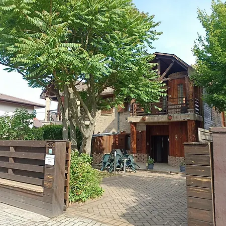 Mediterran Rezidencia Holiday home *